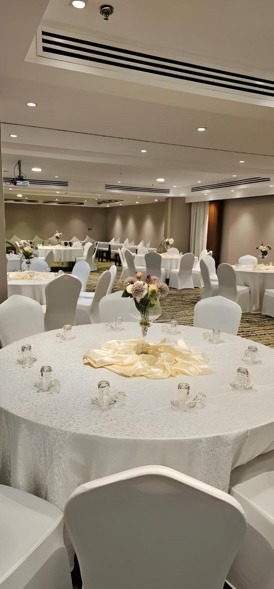 Continent Sumou Hotel Al Khobar Ngoại thất bức ảnh